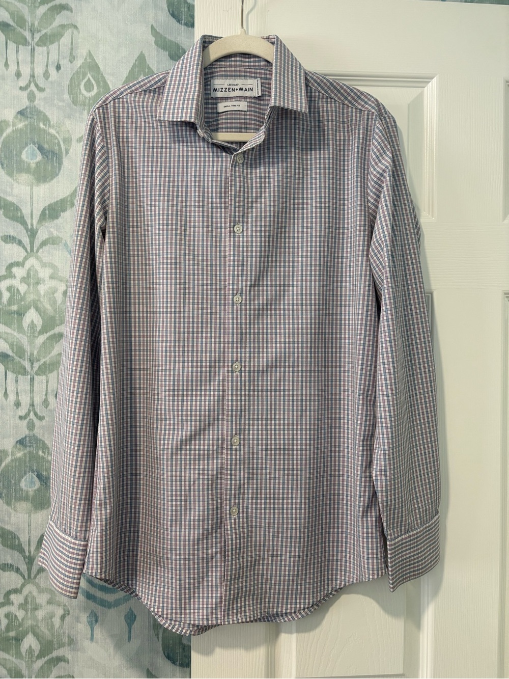Mizzen+Main Men's Leeward Pink and Blue Micro-Check Dress Shirt Small Trim fit
